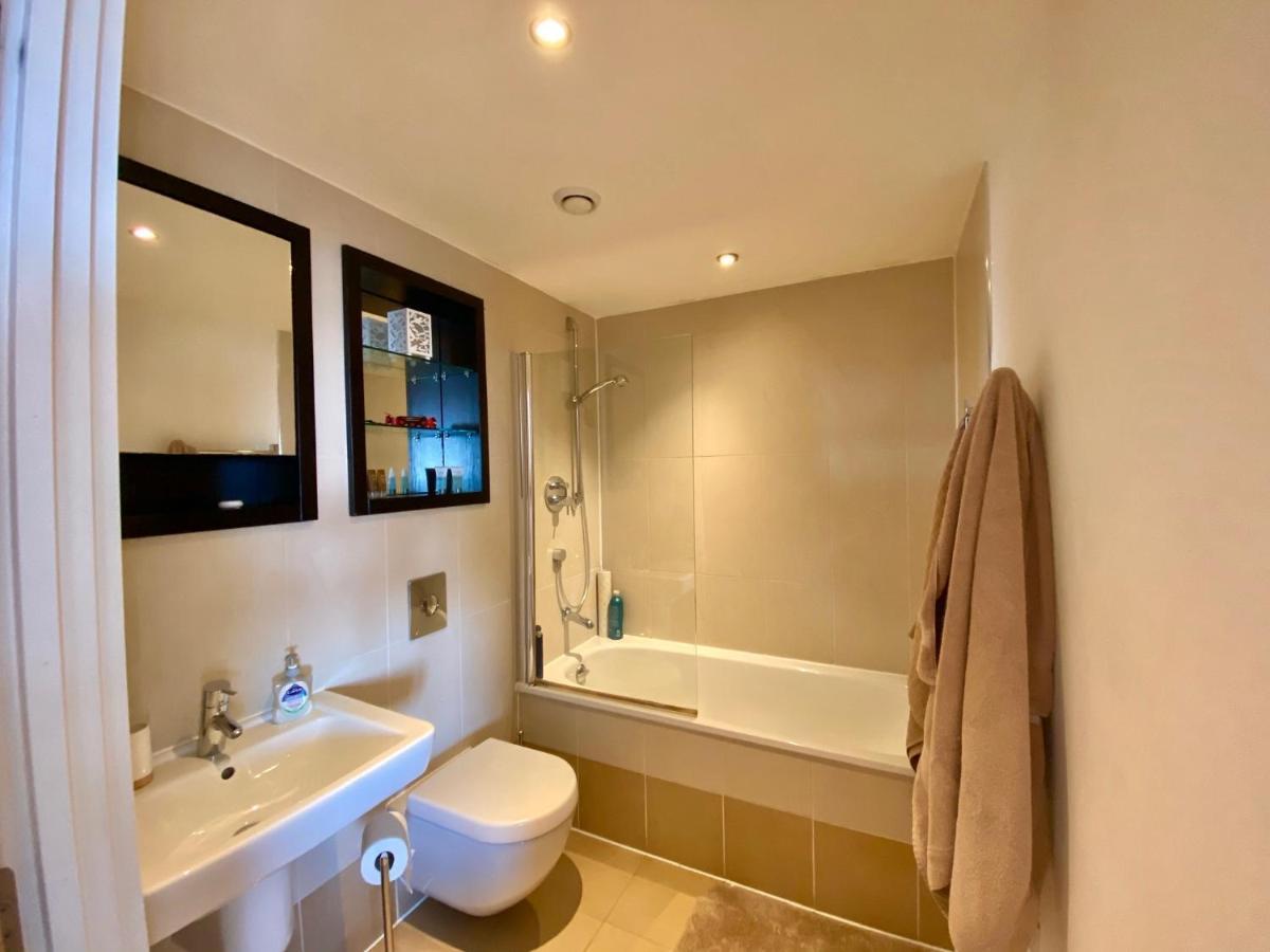 Leeds Dock Apartment Ngoại thất bức ảnh